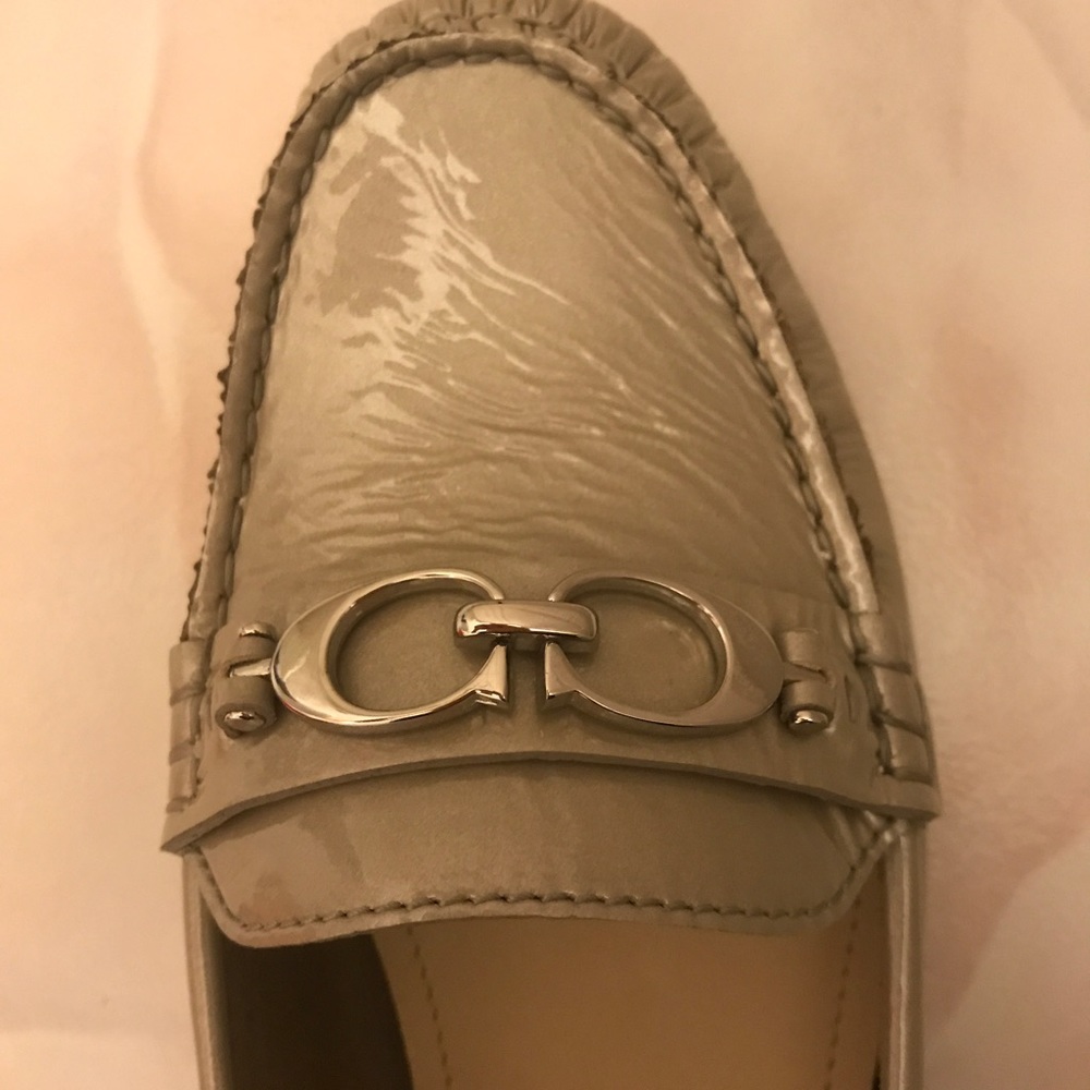 Coach Fortunata Pearlize loafer size 8